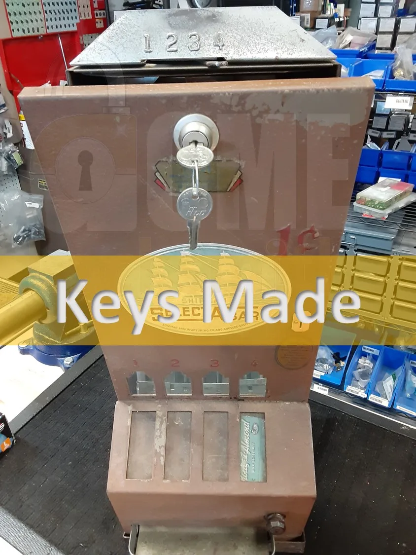 How Locksmiths Make  Keys